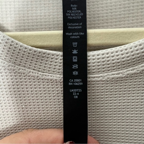 Lululemon Mens Cream Textured Crewneck Long Sleeve Pullover Shirt Size Med 18 - Picture 8 of 11